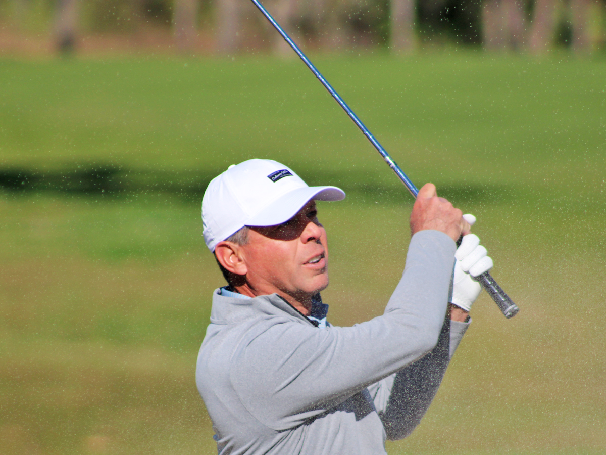 Sanders leads Seniors at Orange County National